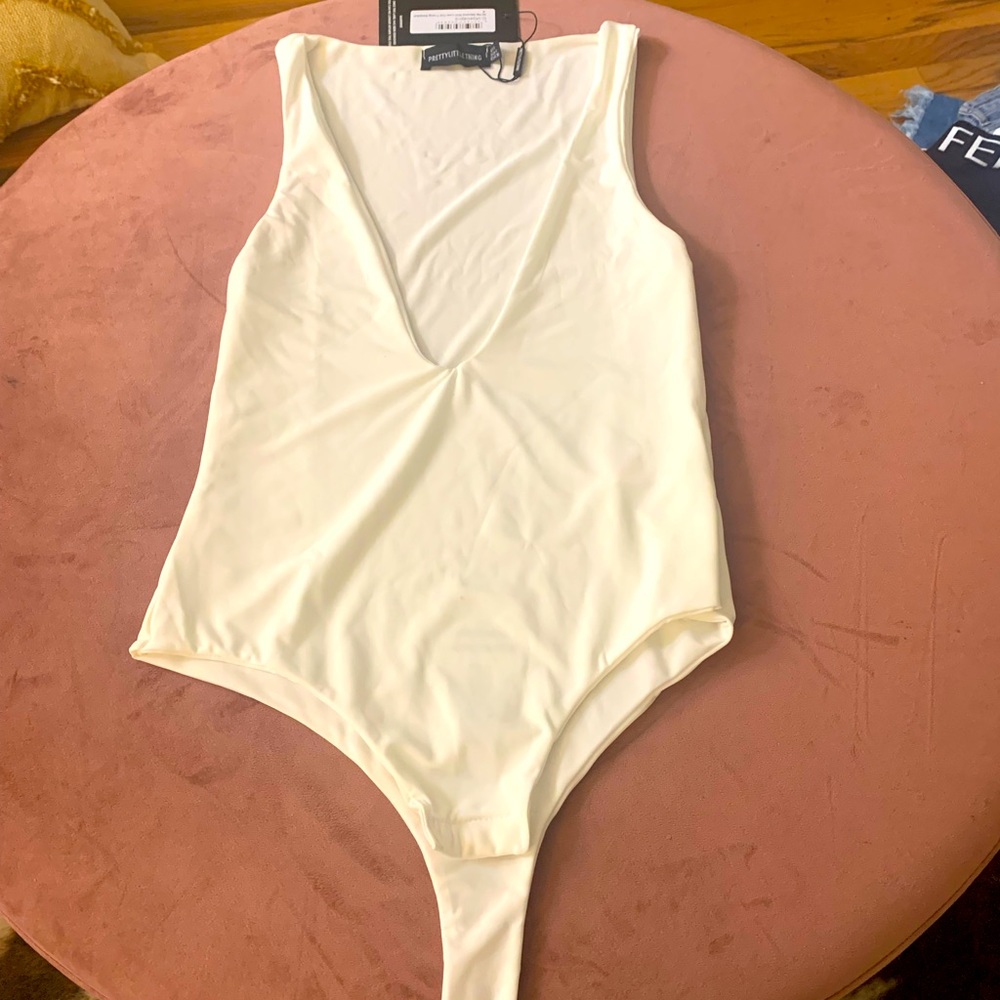 V neck bodysuit